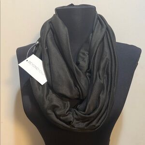 Beyond Yoga Elegant Black Wrap